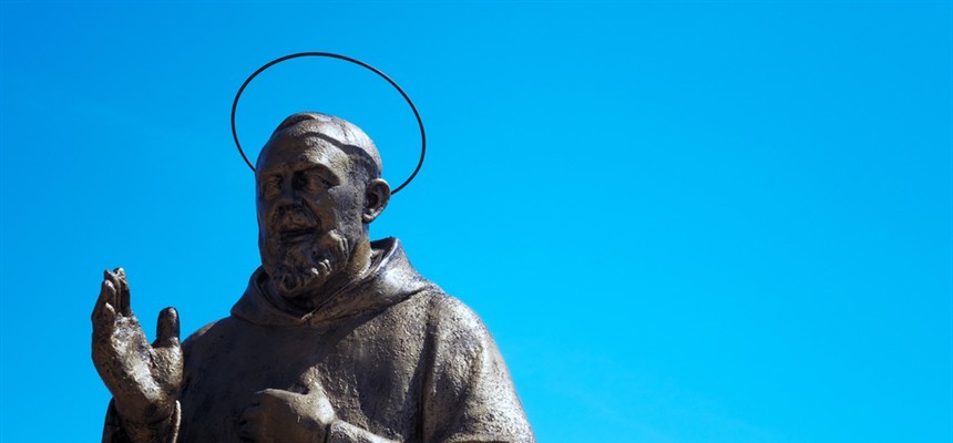 Healer of Souls: a Padre Pio story